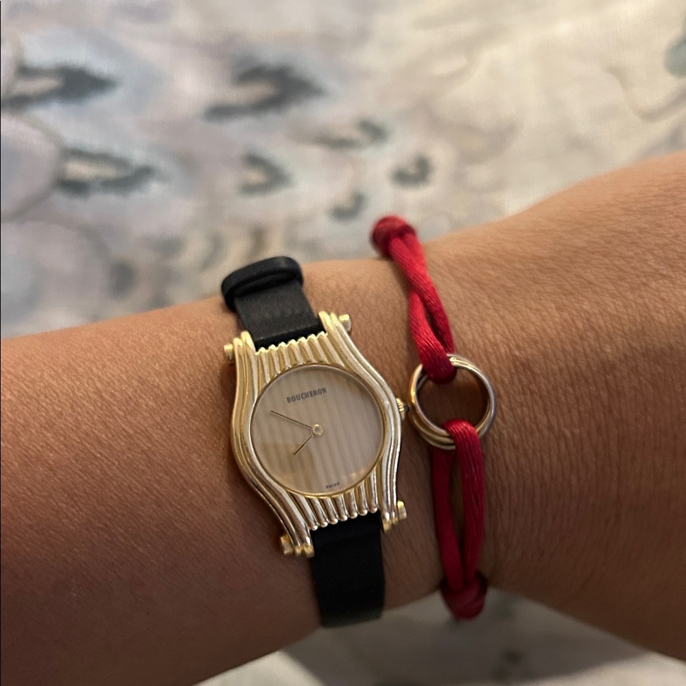 Boucheron 18k solid Gold and silk Women's Watch